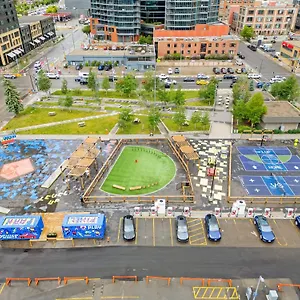 5-min Walk To Stampede! Luxury Awaits - 